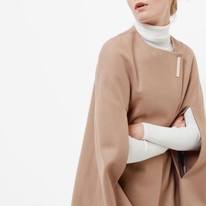 Ted Baker Vickiye Cape